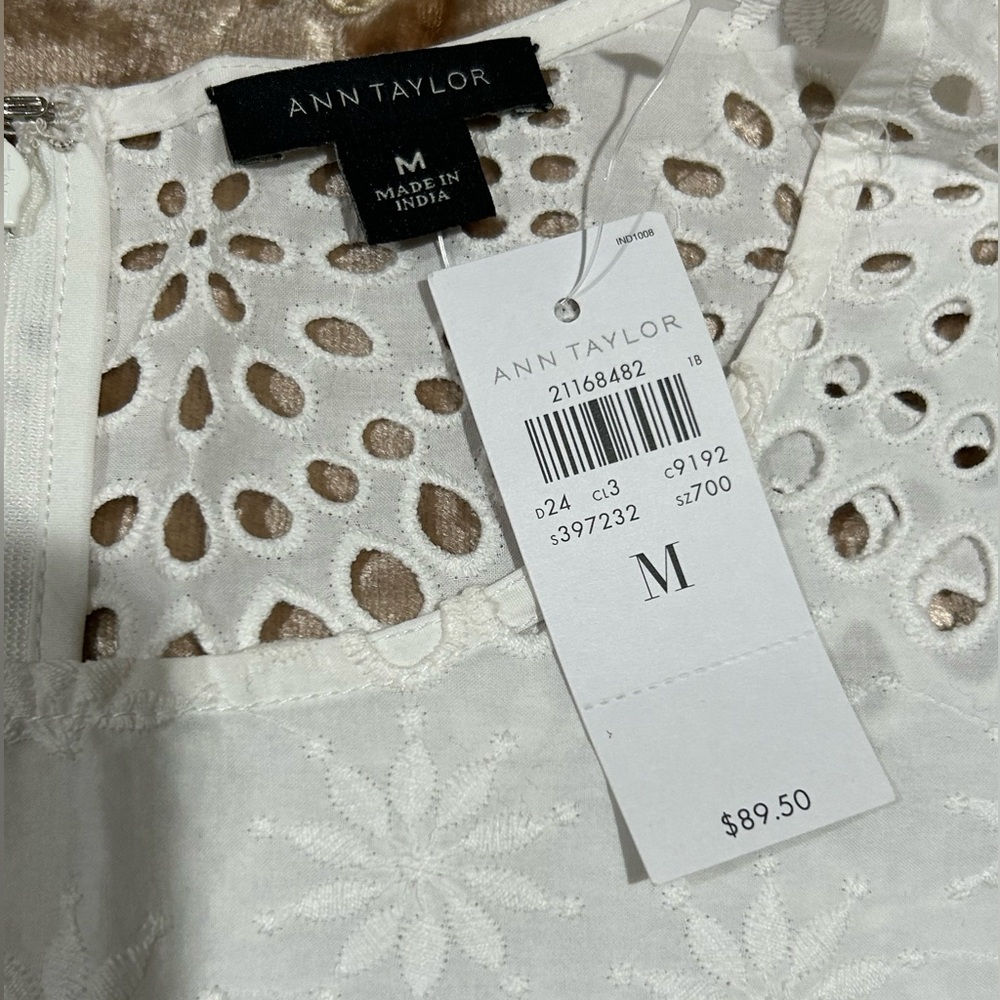 Ann Taylor White Eyelet Sleeveless Top and Shorts Set. Top M. Shorts 10. - Picture 3 of 10